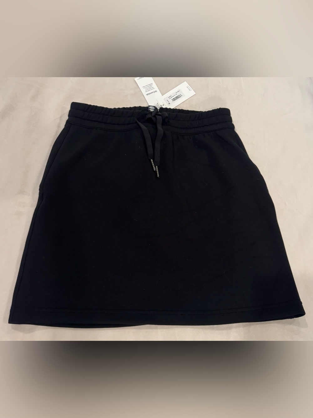 Spanx NWT Air Essentials skort